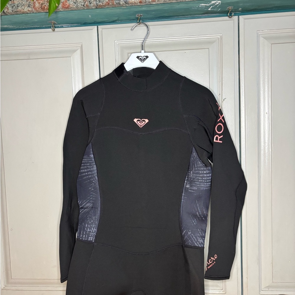 Roxy Black and Pink Wetsuit